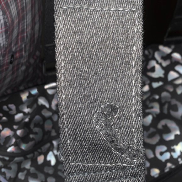 Victoria Secret PINK Suitcase - Picture 5 of 6